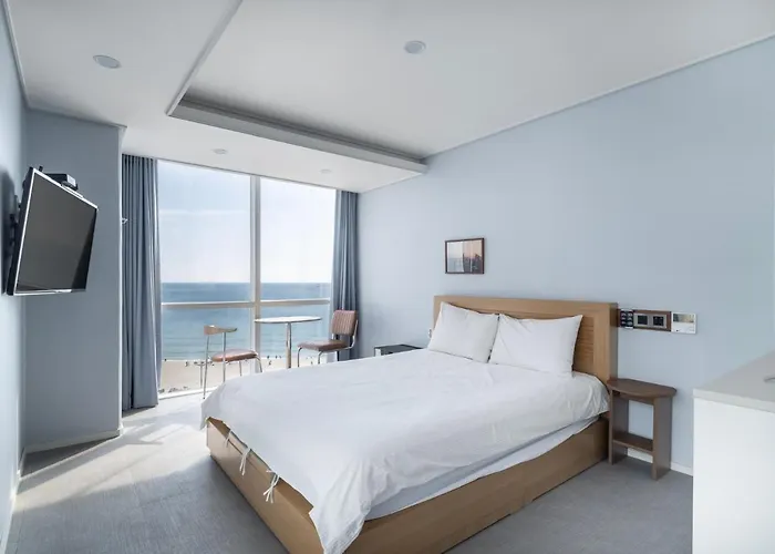 Elysia Boutique Hotel 2*