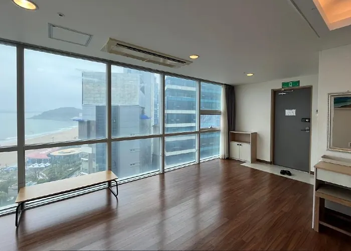 Elysia Boutique Hotel 2*